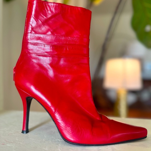 Stuart Weitzman red heeled leather bootie - Picture 1 of 9